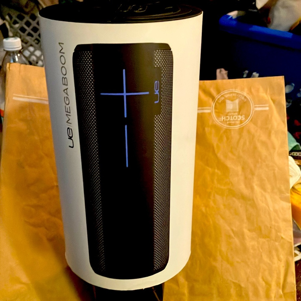 UE MEGABOOM
